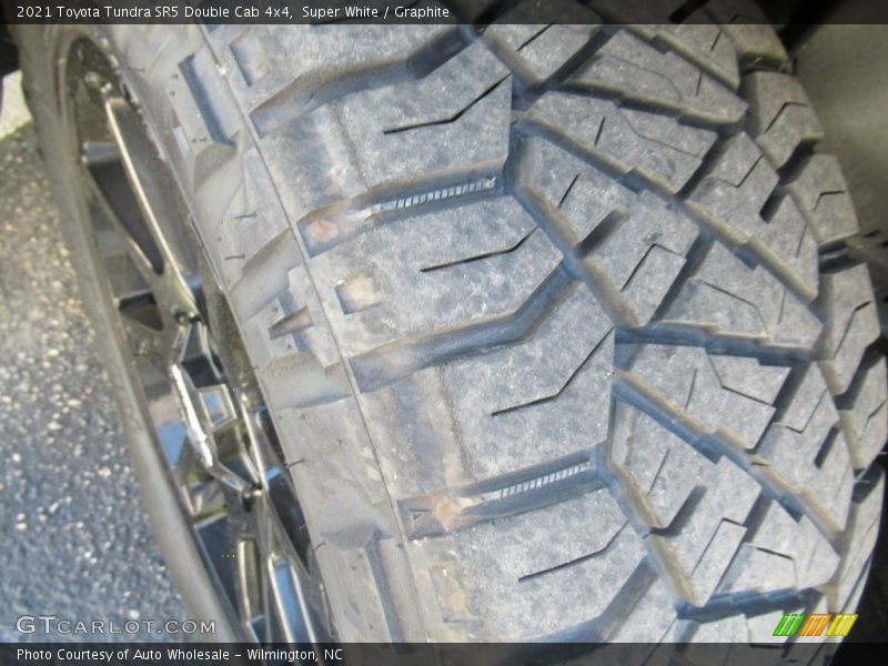 Super White / Graphite 2021 Toyota Tundra SR5 Double Cab 4x4