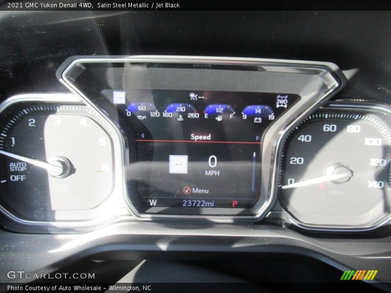 Satin Steel Metallic / Jet Black 2021 GMC Yukon Denali 4WD