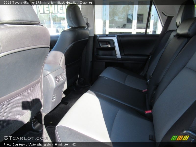 Midnight Black Metallic / Graphite 2018 Toyota 4Runner SR5