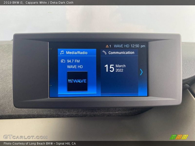 Capparis White / Deka Dark Cloth 2019 BMW i3
