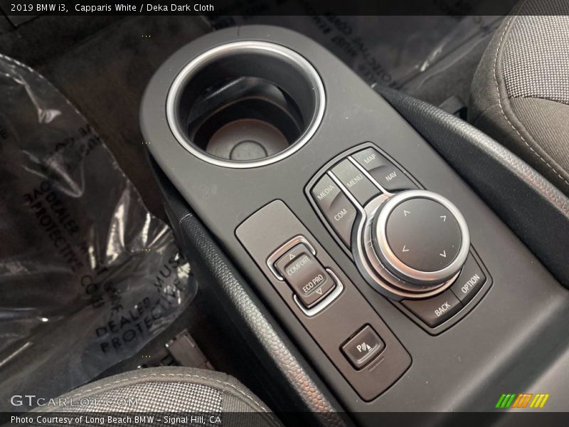 Capparis White / Deka Dark Cloth 2019 BMW i3