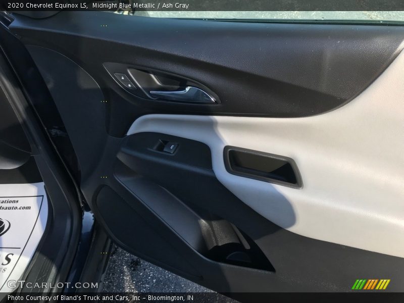 Midnight Blue Metallic / Ash Gray 2020 Chevrolet Equinox LS
