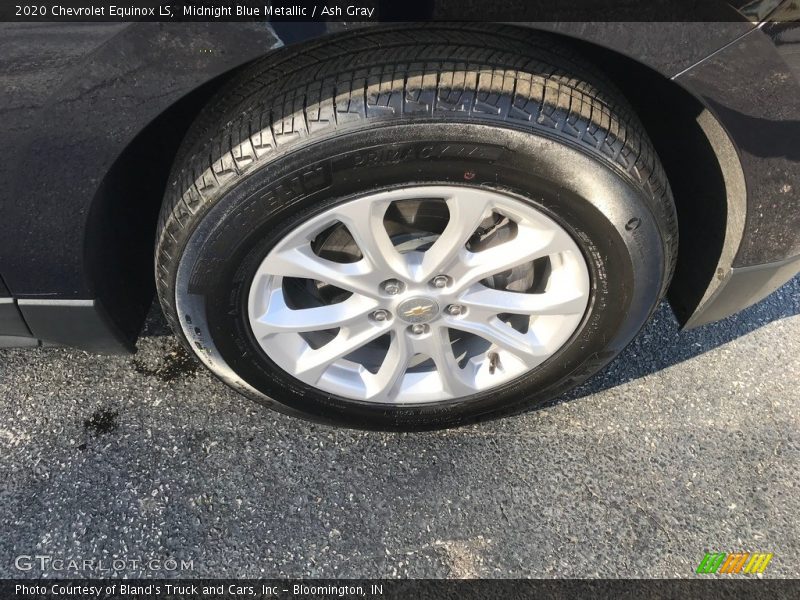 Midnight Blue Metallic / Ash Gray 2020 Chevrolet Equinox LS