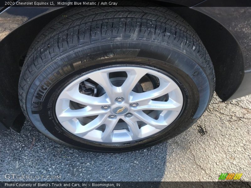 Midnight Blue Metallic / Ash Gray 2020 Chevrolet Equinox LS