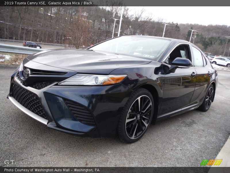 Galactic Aqua Mica / Black 2019 Toyota Camry XSE