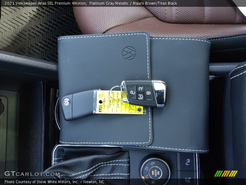 Keys of 2021 Atlas SEL Premium 4Motion