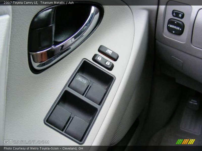 Titanium Metallic / Ash 2007 Toyota Camry LE