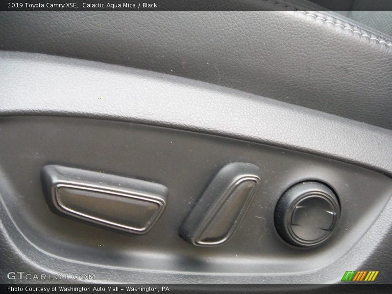 Galactic Aqua Mica / Black 2019 Toyota Camry XSE