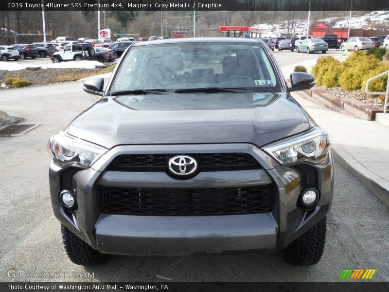 Magnetic Gray Metallic / Graphite 2019 Toyota 4Runner SR5 Premium 4x4