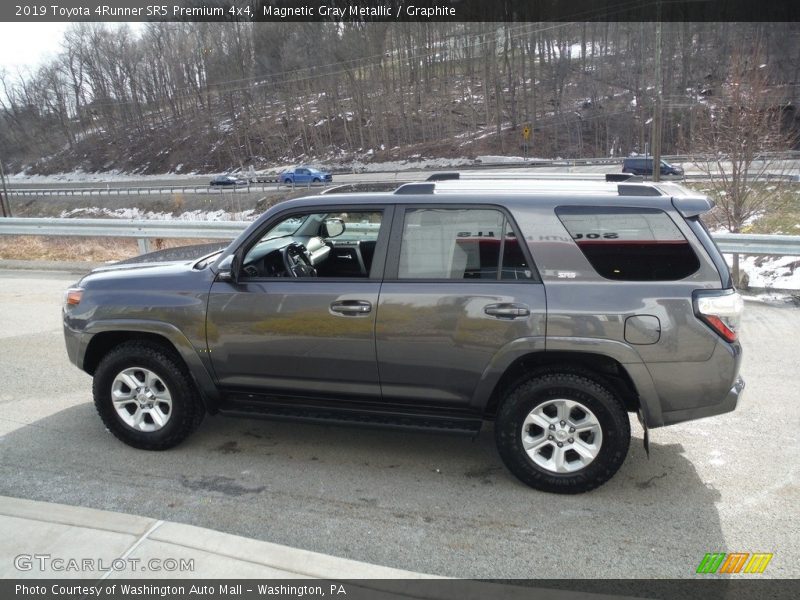 Magnetic Gray Metallic / Graphite 2019 Toyota 4Runner SR5 Premium 4x4
