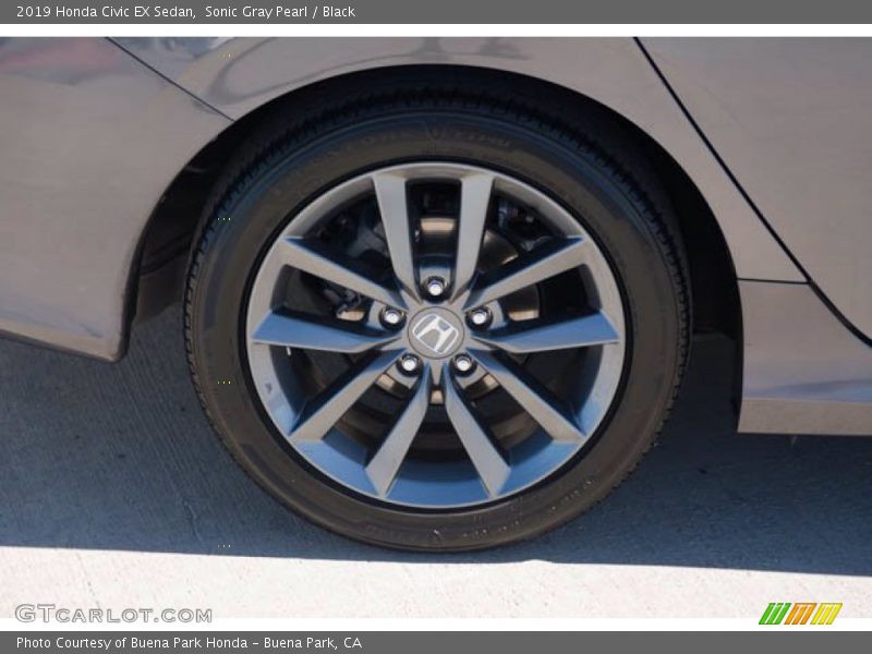Sonic Gray Pearl / Black 2019 Honda Civic EX Sedan