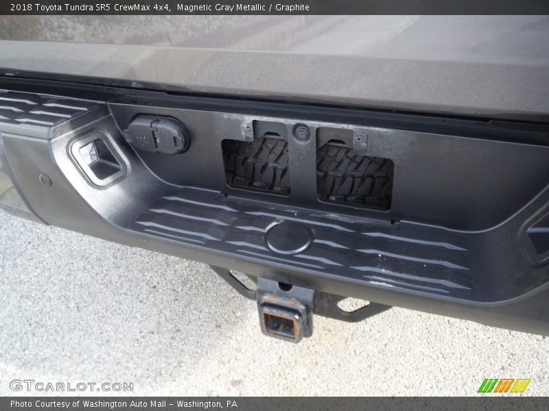 Magnetic Gray Metallic / Graphite 2018 Toyota Tundra SR5 CrewMax 4x4