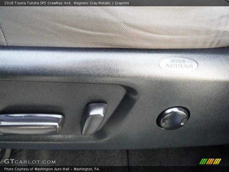 Magnetic Gray Metallic / Graphite 2018 Toyota Tundra SR5 CrewMax 4x4