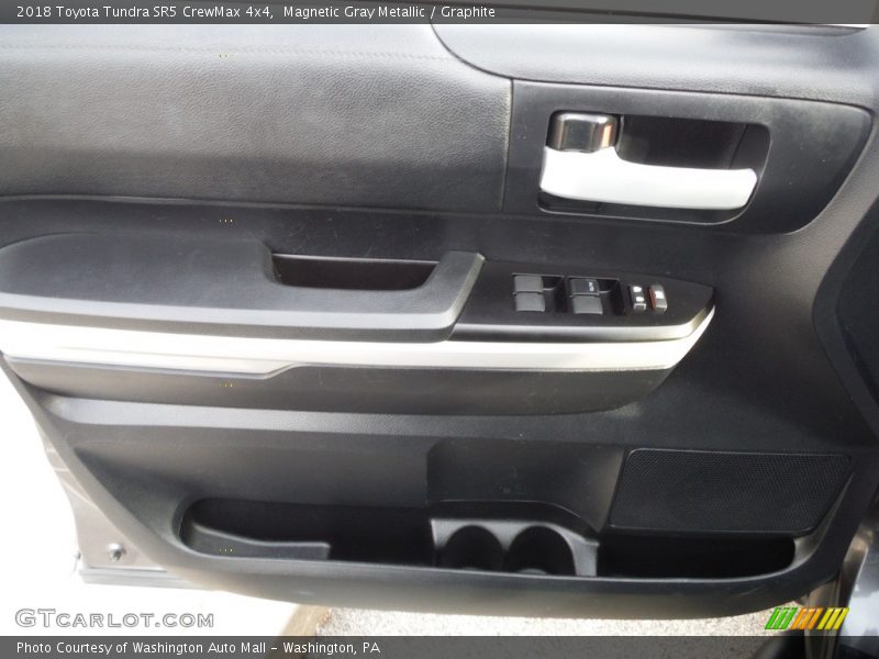 Magnetic Gray Metallic / Graphite 2018 Toyota Tundra SR5 CrewMax 4x4