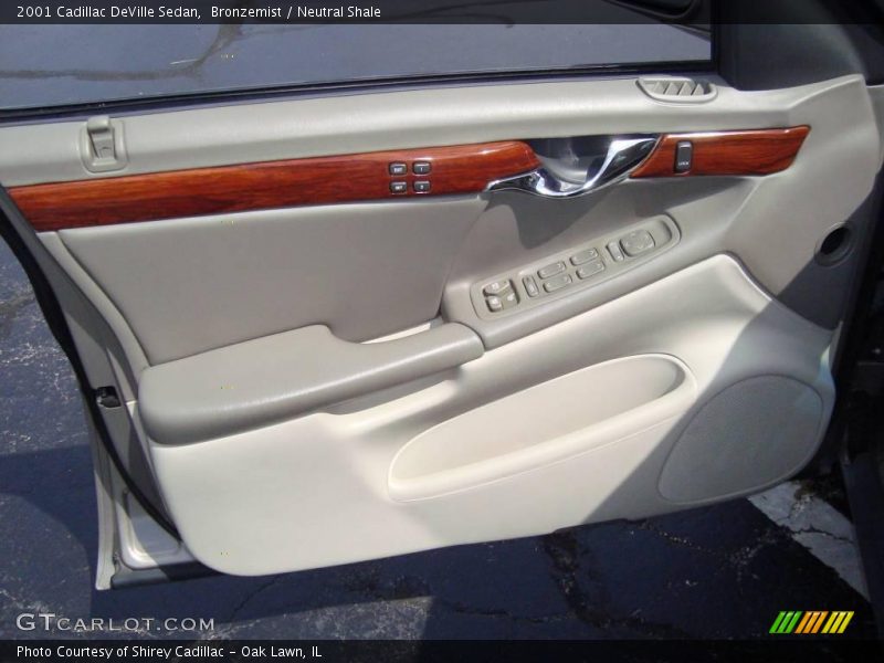 Bronzemist / Neutral Shale 2001 Cadillac DeVille Sedan