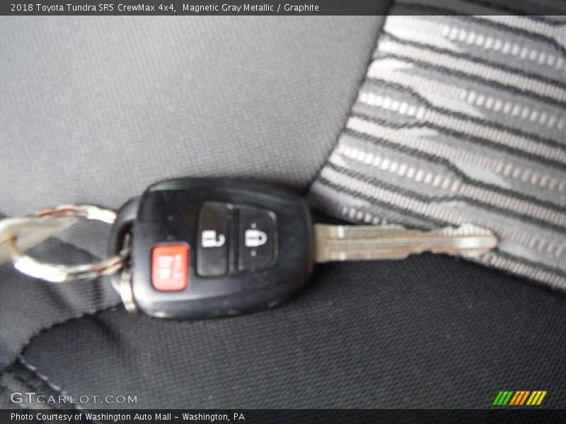 Magnetic Gray Metallic / Graphite 2018 Toyota Tundra SR5 CrewMax 4x4