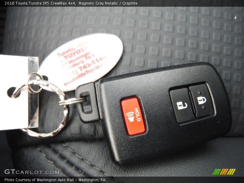 Magnetic Gray Metallic / Graphite 2018 Toyota Tundra SR5 CrewMax 4x4