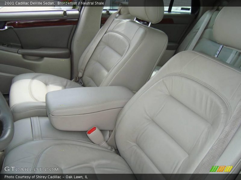 Bronzemist / Neutral Shale 2001 Cadillac DeVille Sedan