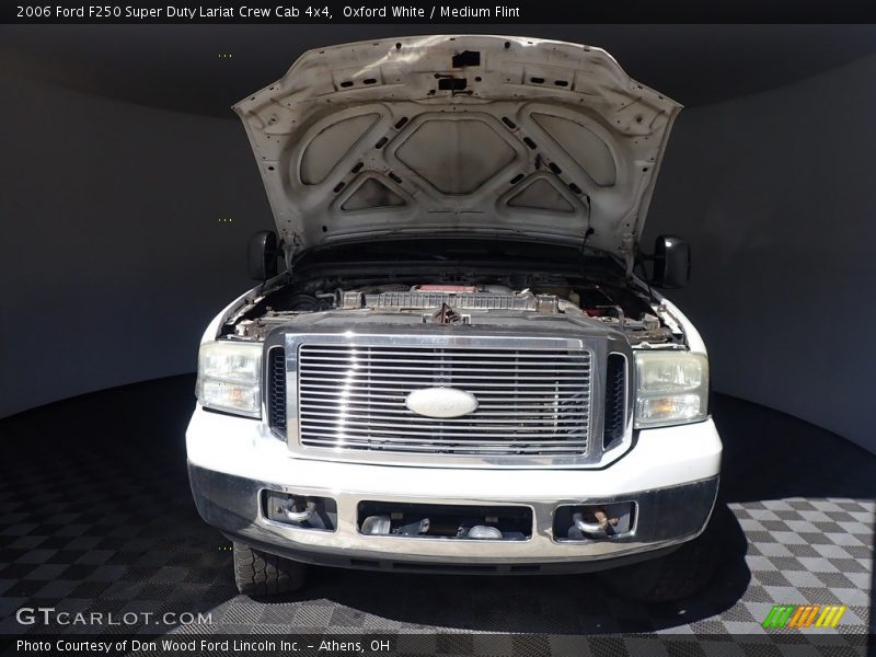Oxford White / Medium Flint 2006 Ford F250 Super Duty Lariat Crew Cab 4x4