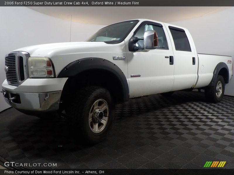 Oxford White / Medium Flint 2006 Ford F250 Super Duty Lariat Crew Cab 4x4