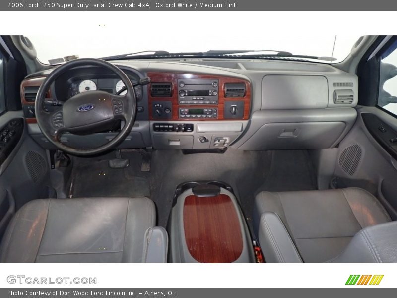 Oxford White / Medium Flint 2006 Ford F250 Super Duty Lariat Crew Cab 4x4