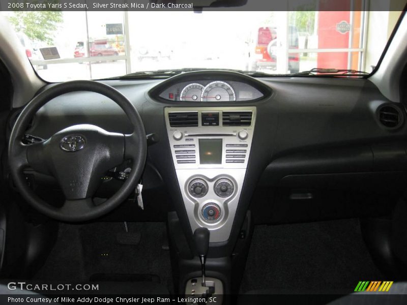 Silver Streak Mica / Dark Charcoal 2008 Toyota Yaris S Sedan