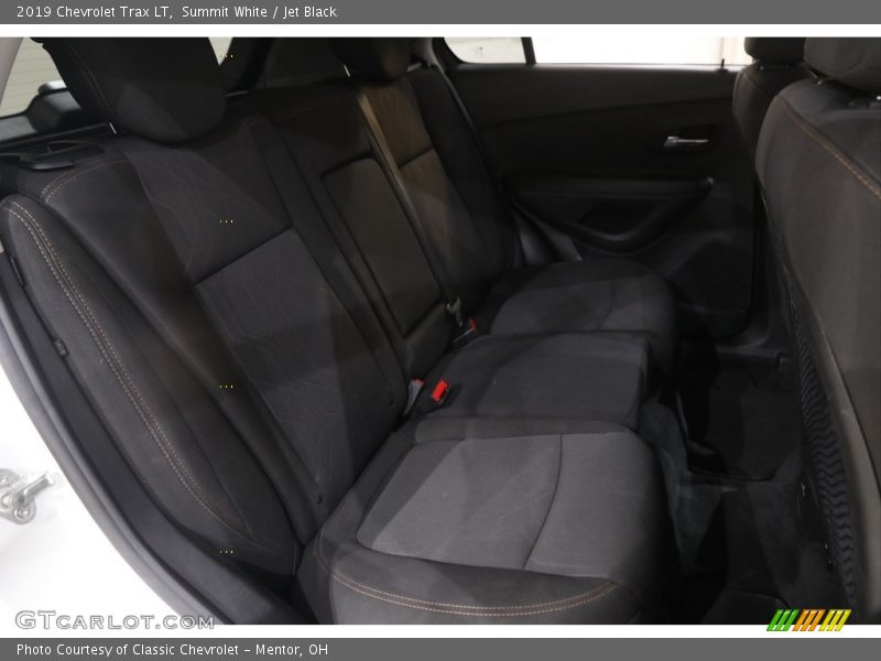 Summit White / Jet Black 2019 Chevrolet Trax LT