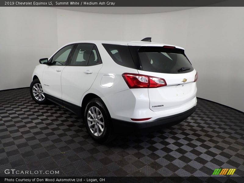 Summit White / Medium Ash Gray 2019 Chevrolet Equinox LS