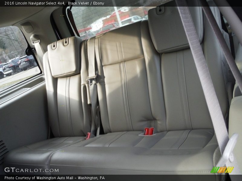 Rear Seat of 2016 Navigator Select 4x4