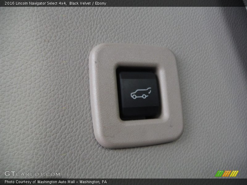 Black Velvet / Ebony 2016 Lincoln Navigator Select 4x4