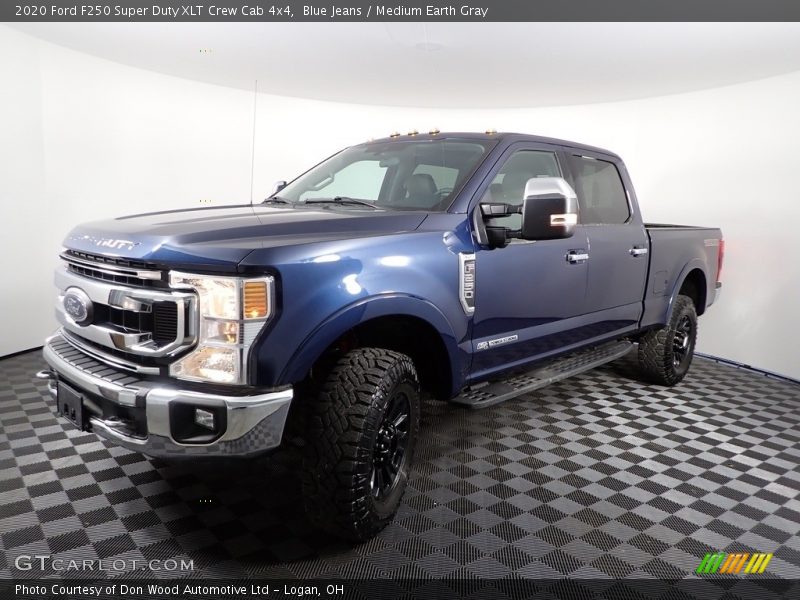 Blue Jeans / Medium Earth Gray 2020 Ford F250 Super Duty XLT Crew Cab 4x4