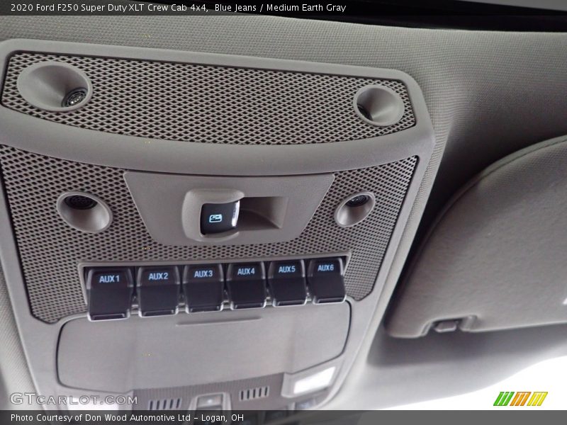 Blue Jeans / Medium Earth Gray 2020 Ford F250 Super Duty XLT Crew Cab 4x4