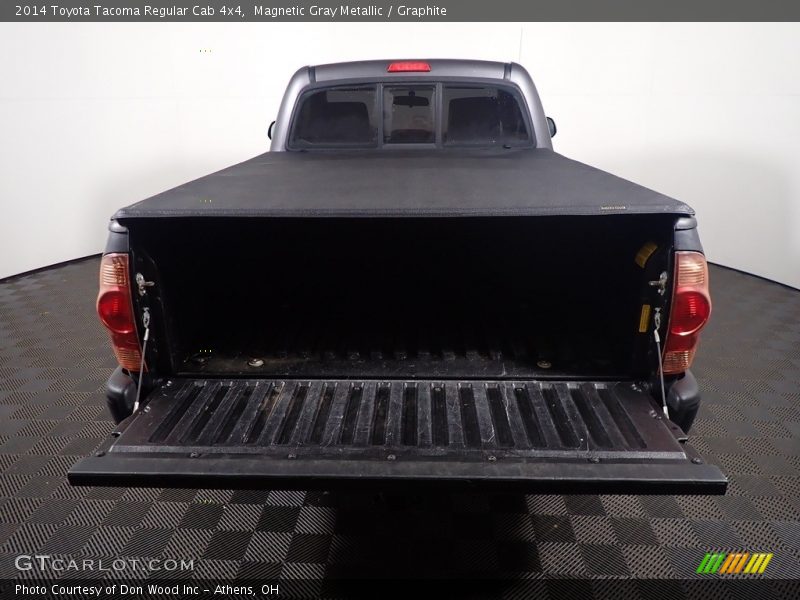 Magnetic Gray Metallic / Graphite 2014 Toyota Tacoma Regular Cab 4x4