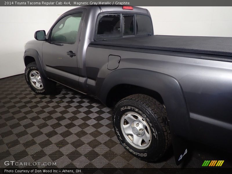 Magnetic Gray Metallic / Graphite 2014 Toyota Tacoma Regular Cab 4x4