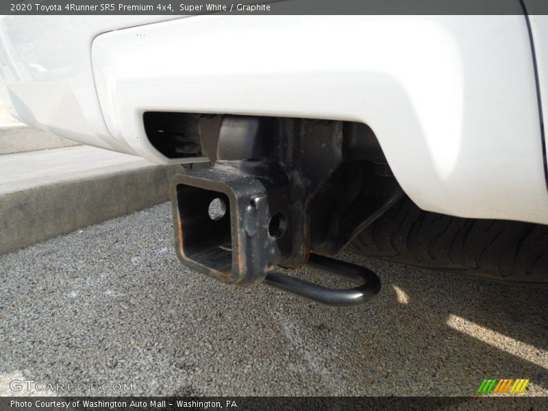 Super White / Graphite 2020 Toyota 4Runner SR5 Premium 4x4