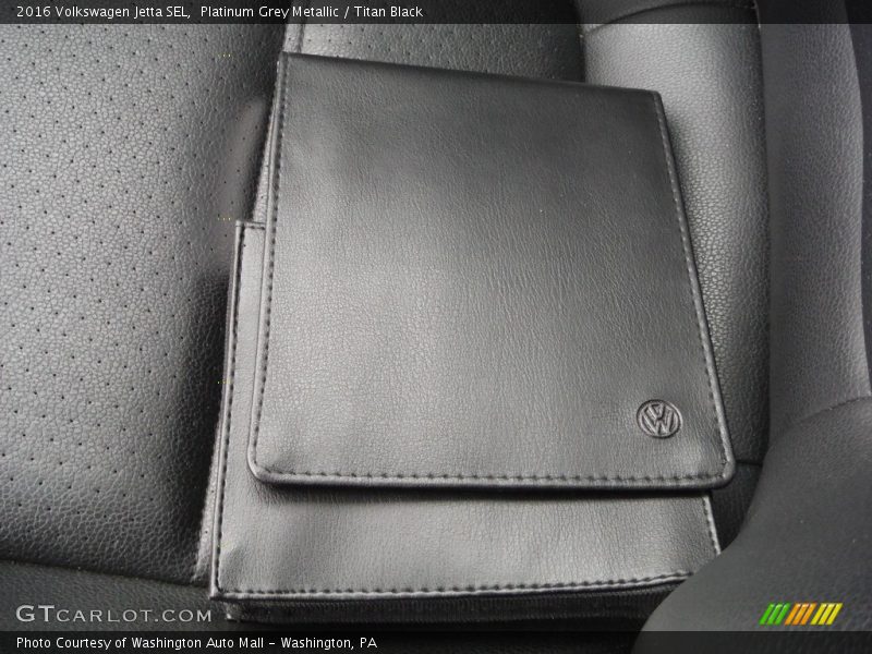 Platinum Grey Metallic / Titan Black 2016 Volkswagen Jetta SEL