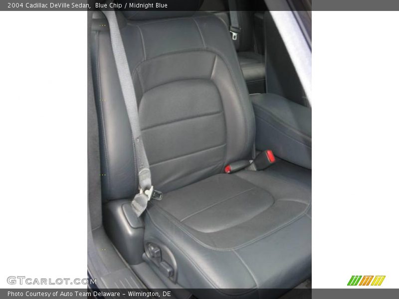 Blue Chip / Midnight Blue 2004 Cadillac DeVille Sedan
