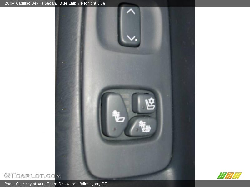 Blue Chip / Midnight Blue 2004 Cadillac DeVille Sedan