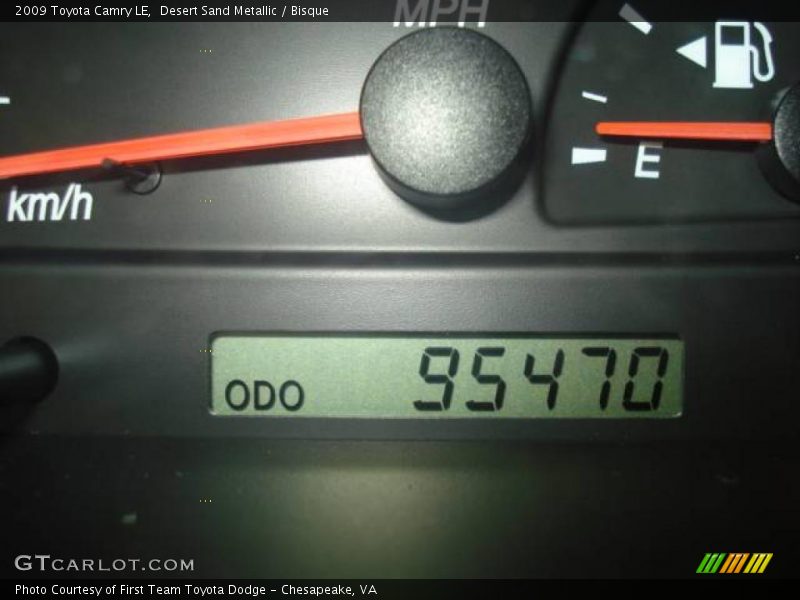 Desert Sand Metallic / Bisque 2009 Toyota Camry LE