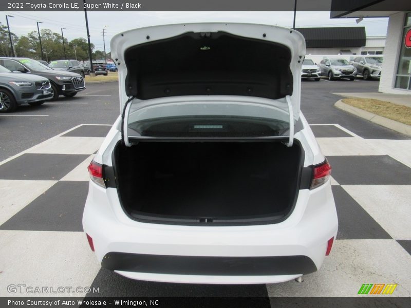 Super White / Black 2022 Toyota Corolla LE
