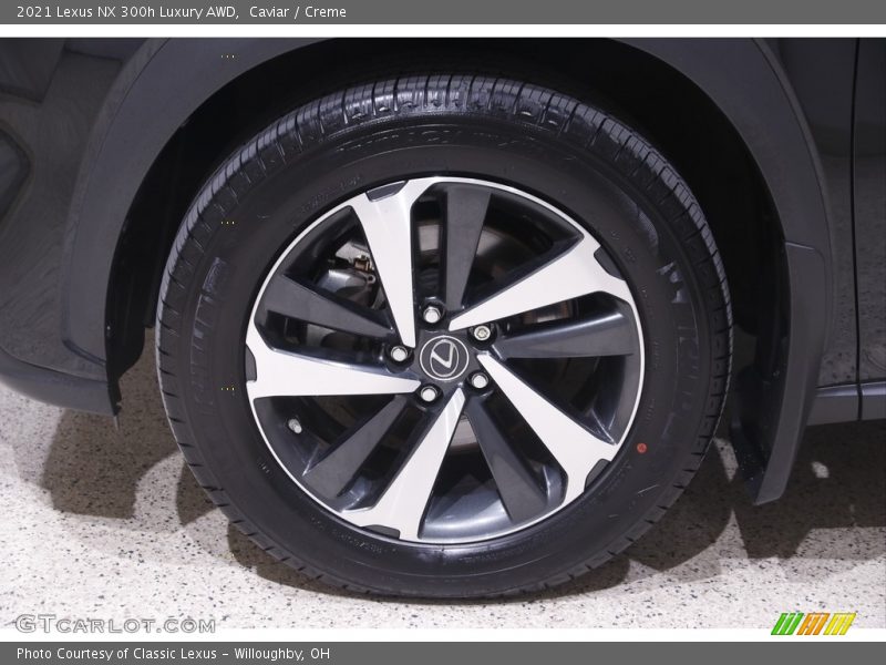  2021 NX 300h Luxury AWD Wheel