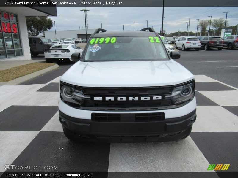 Oxford White / Navy Pier 2022 Ford Bronco Sport Outer Banks 4x4