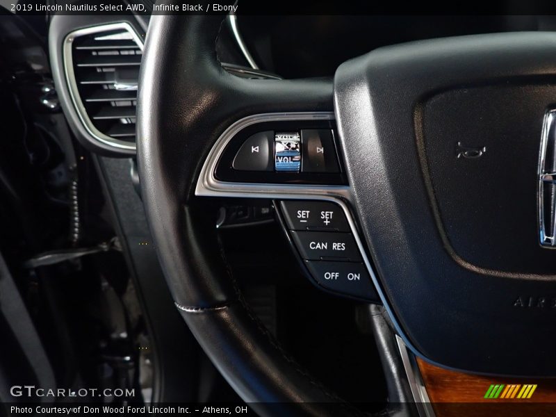  2019 Nautilus Select AWD Steering Wheel