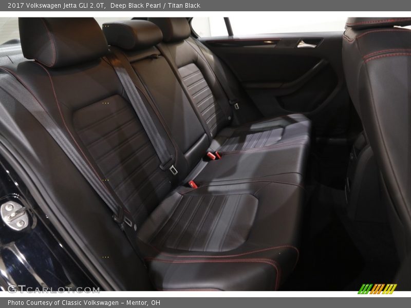 Deep Black Pearl / Titan Black 2017 Volkswagen Jetta GLI 2.0T