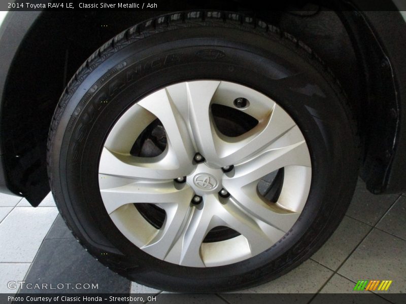 Classic Silver Metallic / Ash 2014 Toyota RAV4 LE