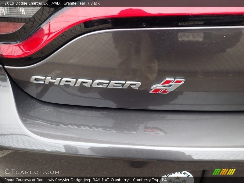 Granite Pearl / Black 2019 Dodge Charger SXT AWD