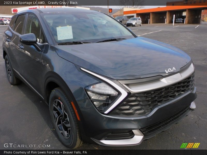Front 3/4 View of 2023 Sportage LX AWD