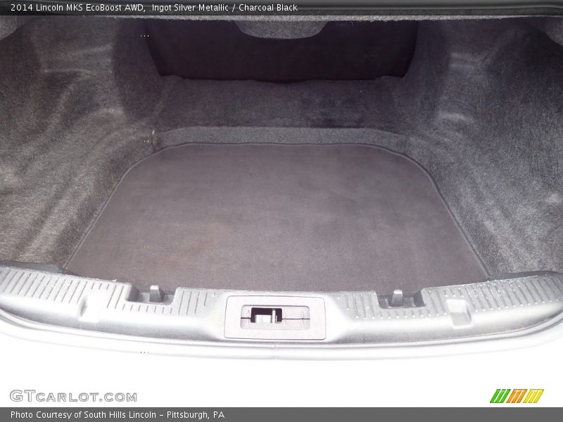  2014 MKS EcoBoost AWD Trunk