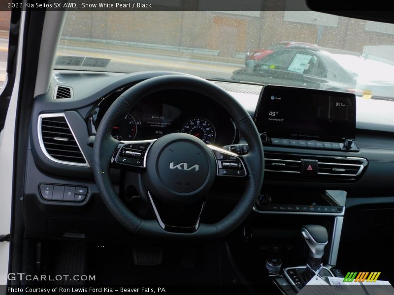 Snow White Pearl / Black 2022 Kia Seltos SX AWD