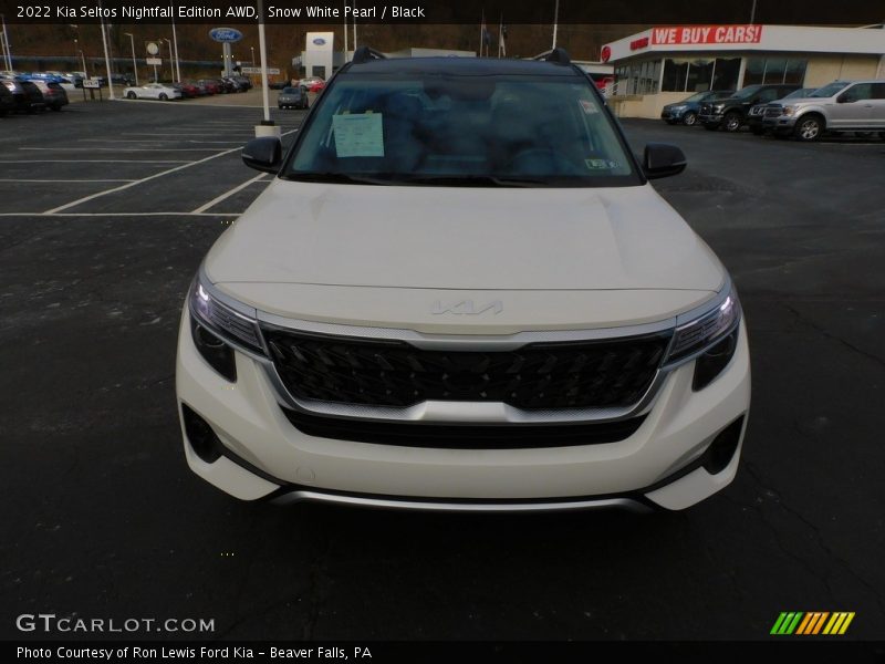 Snow White Pearl / Black 2022 Kia Seltos Nightfall Edition AWD